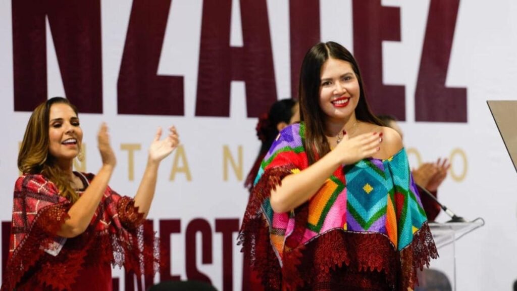 Anahí González presentó un informe al público y renovó su compromiso con la comunidad.