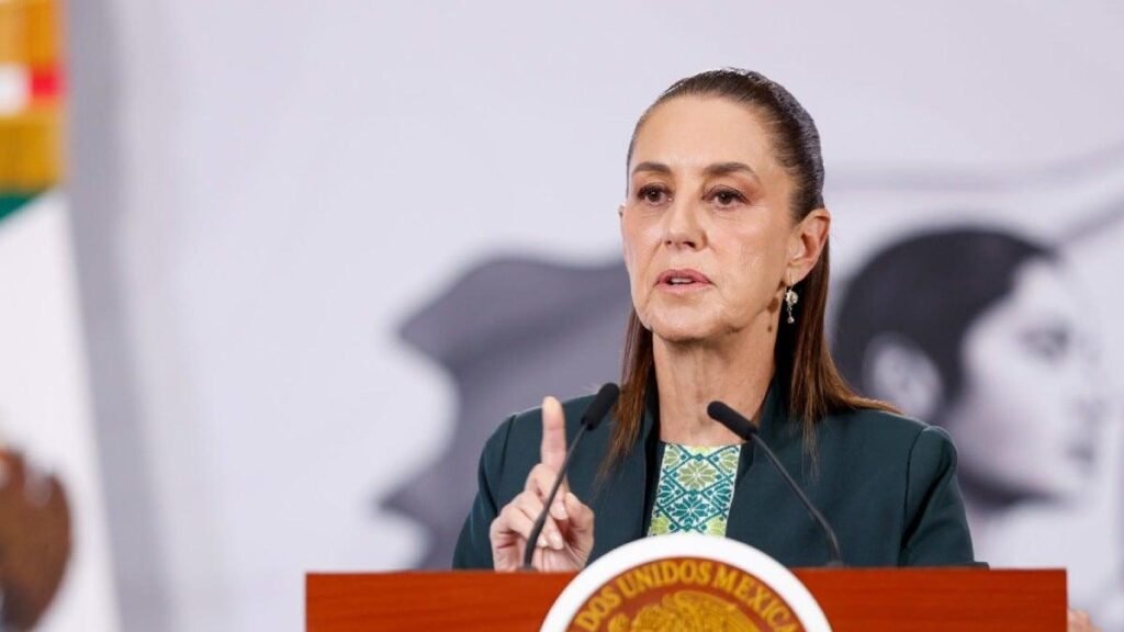 Claudia Sheinbaum congratulates Chileans on Kast's election.