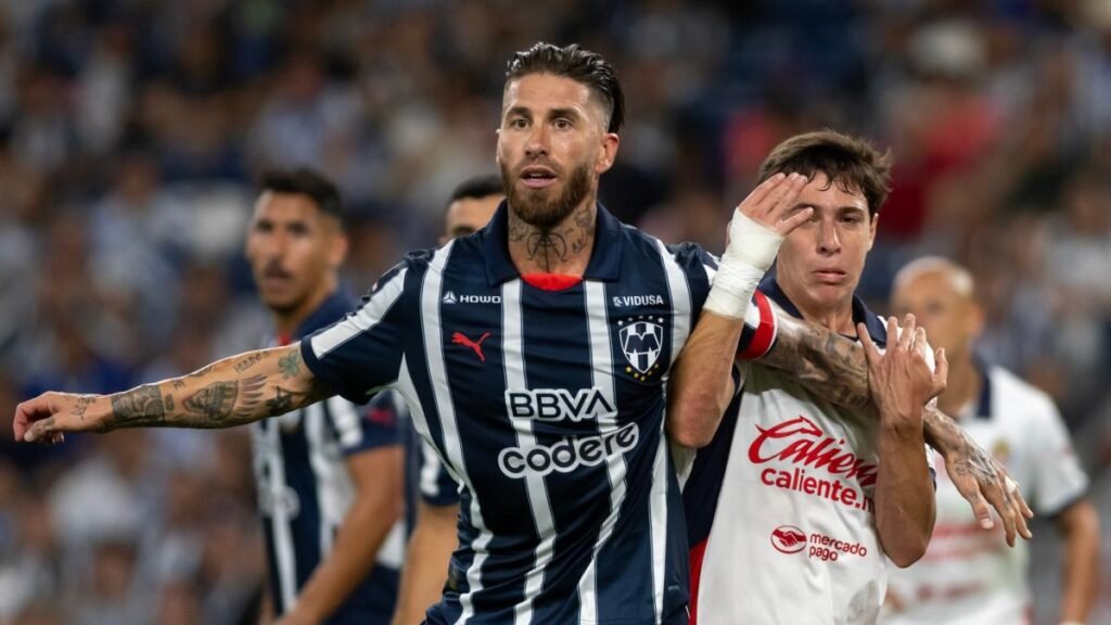 El Rayados de Sergio Ramos triunfa sobre Chivas y respira en el Clausura mexicano: "Era fundamental ganar y lo logramos"