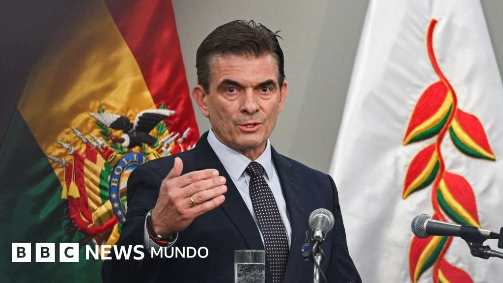El presidente Paz suspende la ayuda para el combustible y declara una "crisis económica, energética y social" en Bolivia.