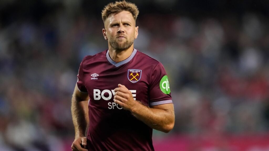 Fullkrug, una opción viable para el AC Milan tras la salida de Santi