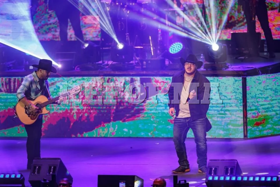 Grupo Frontera se lanza a la competencia por el Grammy