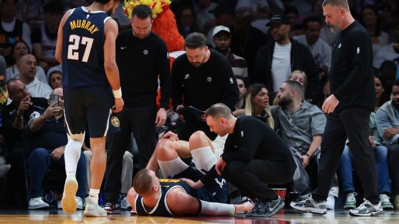 Jokic se salva de una lesión seria en la rodilla y estará fuera 4 semanas