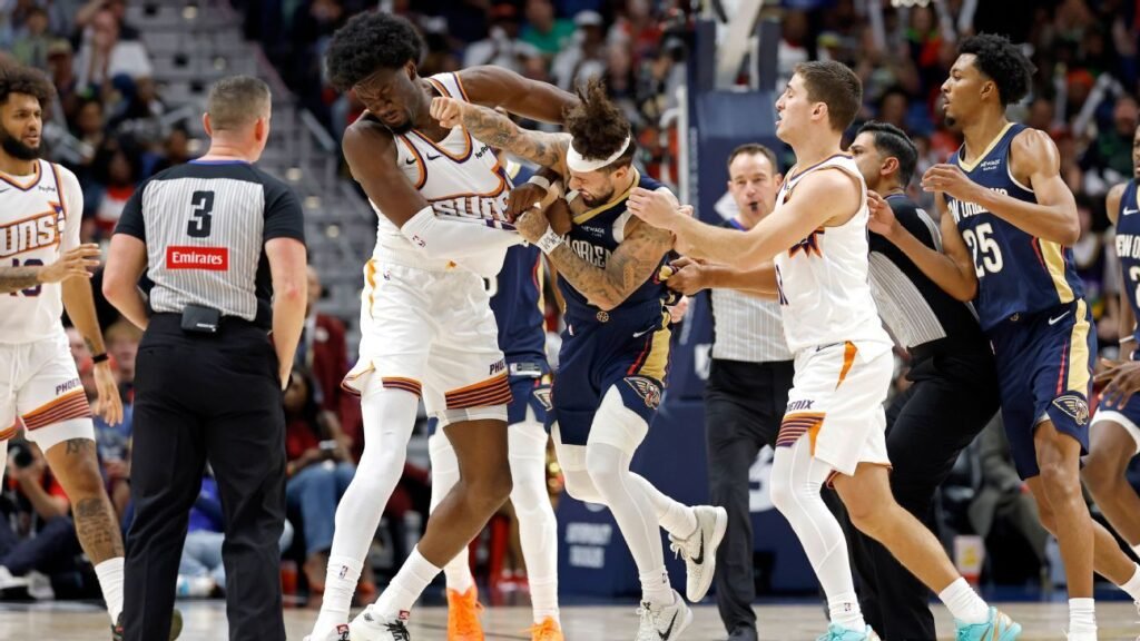 NBA: Alvarado y Williams expulsados tras su enfrentamiento