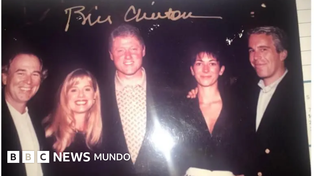 Nuevas images de Epstein revelan a Trump, Clinton y el príncipe Andrés.