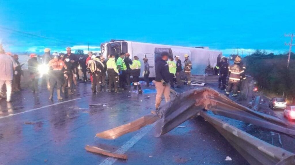 Public transport truck overturns, resulting in 8 passenger fatalities.