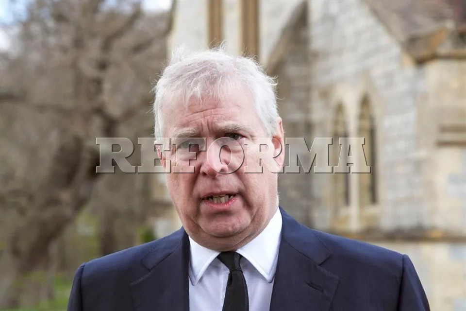 Revocan la licencia de armas a Andrew Mountbatten