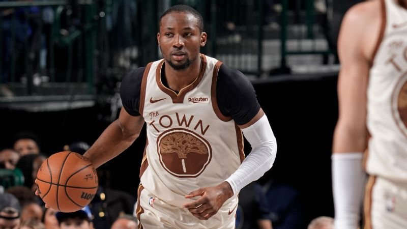 Kuminga, jugador de los Warriors, se pierde el juego por una contusión ósea