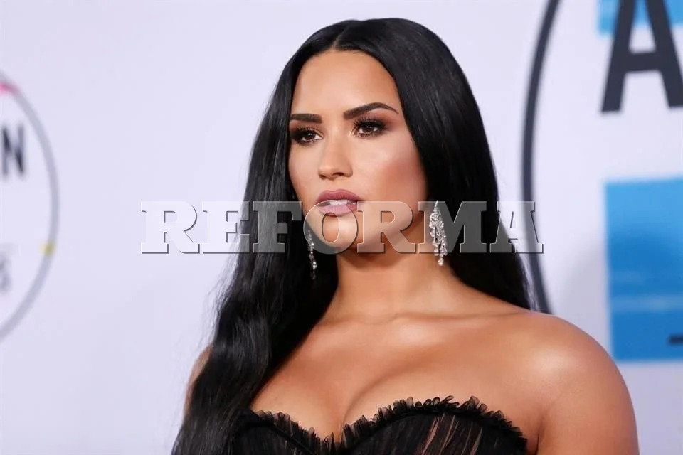 Demi Lovato suspende fechas de su gira para priorizar su bienestar