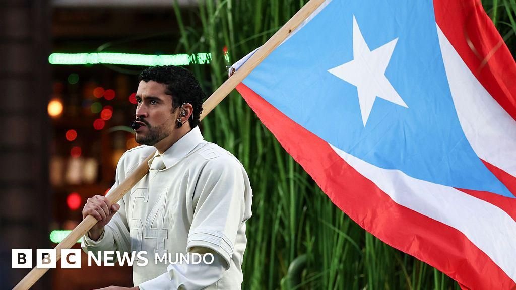 El origen de la bandera de Puerto Rico que mostró Bad Bunny en el Super Bowl y su prohibición en la isla durante varios años.