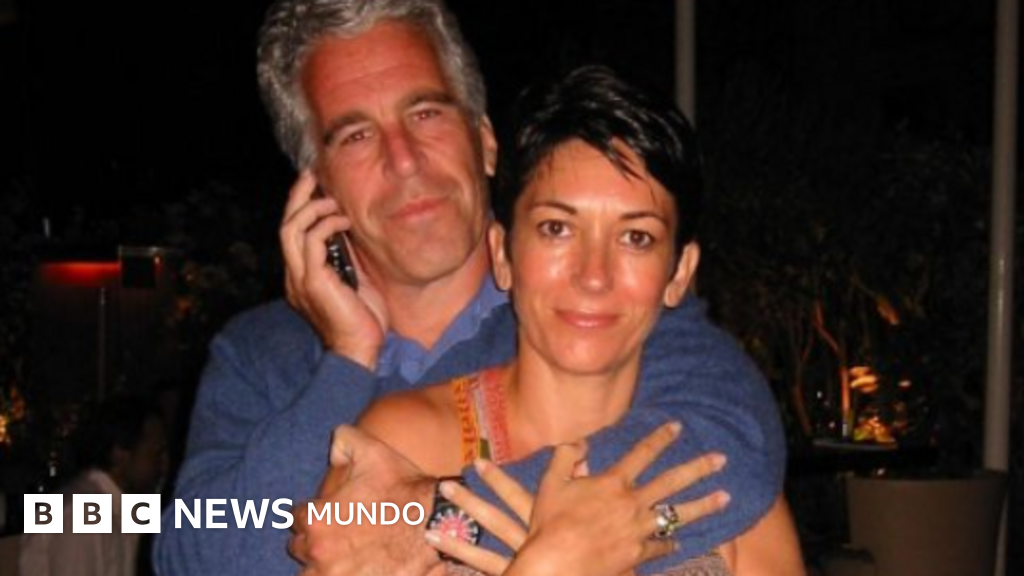 Ghislaine Maxwell rechaza contestar interrogantes sobre Epstein en una sesión del Congreso de EE.UU. y afirma que está dispuesta a hablar si Trump la perdona.