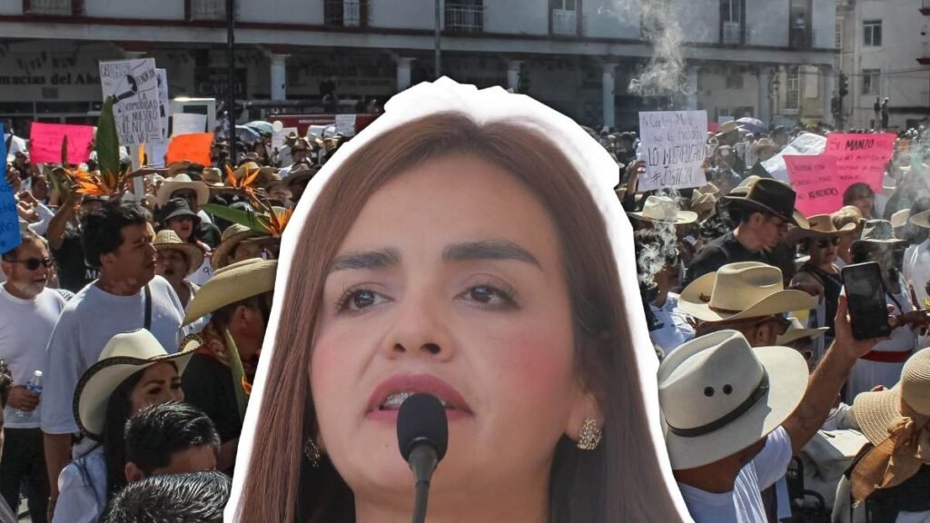 Grecia Quiroz accuses officials allegedly connected to Manzo's murder.