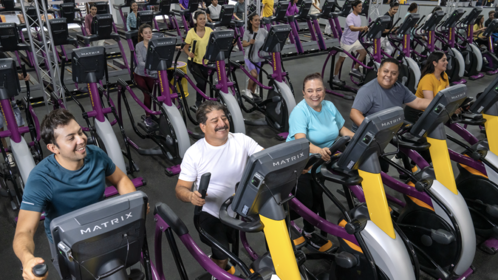 Planet Fitness logra su objetivo de motivar a México al alcanzar más de 280,000 miembros activos.
