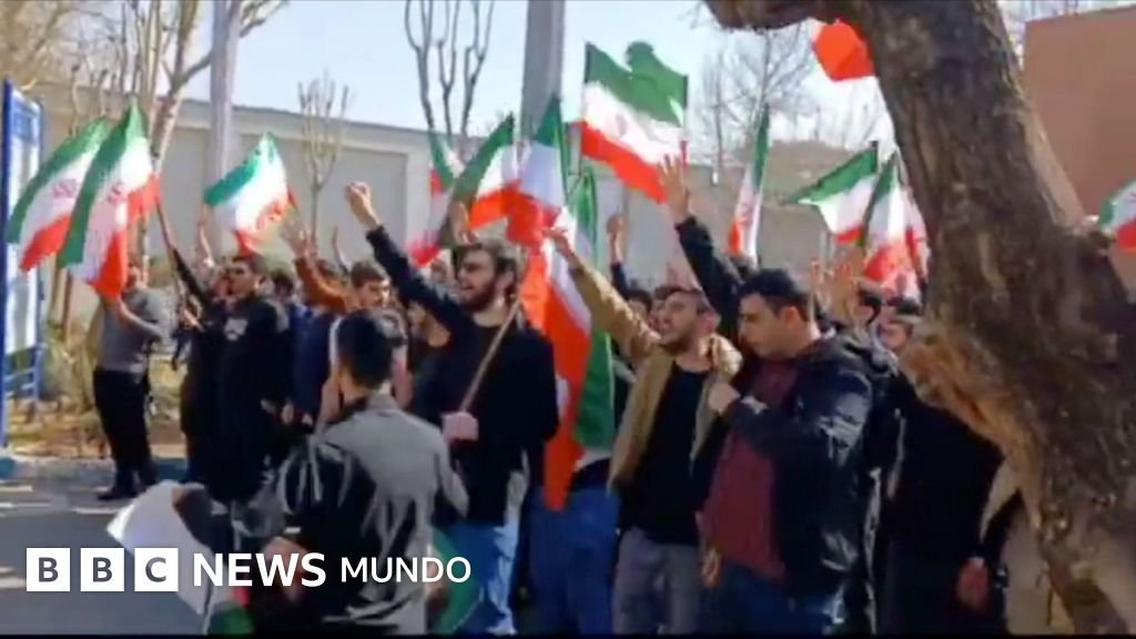 Primera protestas masiva de estudiantes en Irán tras la violenta represión gubernamental de enero.