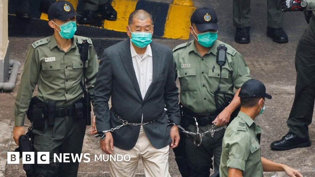 Sentencian a Jimmy Lai a 20 años de prisión, el millonario "rebelde" de Hong Kong que lo arriesgó todo al desafiar al Partido Comunista de China.