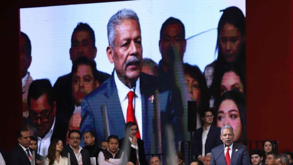 Tereso Medina asume el cargo como nuevo líder de la CTM