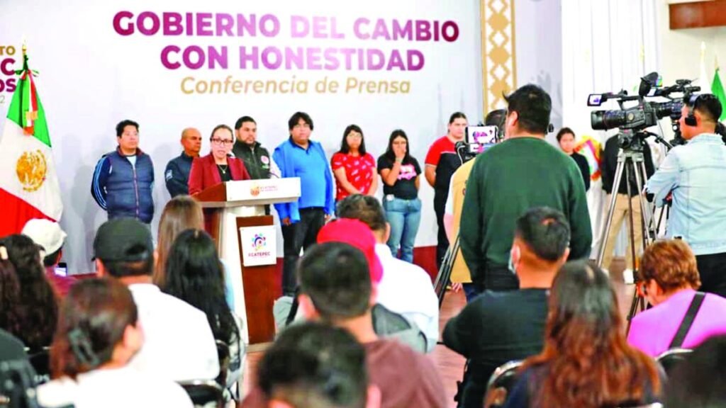 Universitarios recibirán mil 250 pesos para transporte.