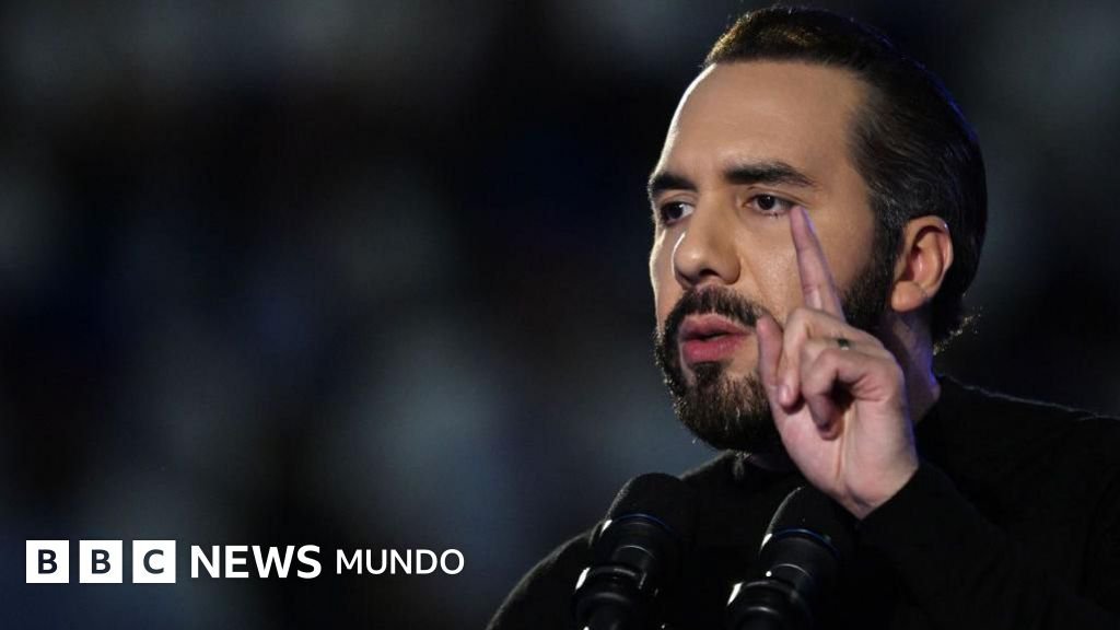 El Salvador da luz verde a la reforma constitucional promovida por Bukele para establecer la cadena perpetua.