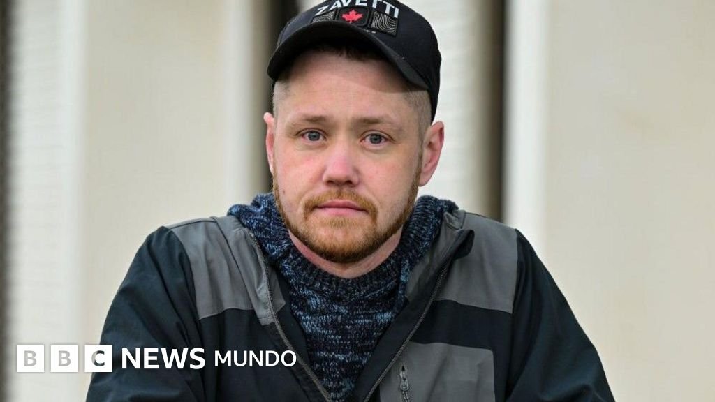 El hombre que detuvo un ataque suicida con un abrazo.