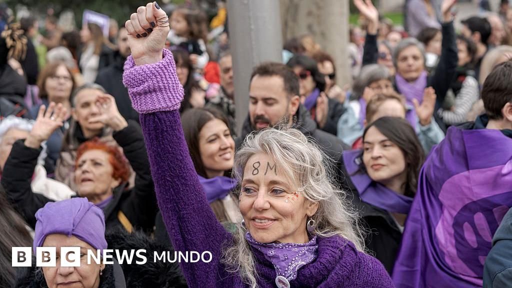 En imágenes: mujeres de todo el mundo marchan para celebrar un nuevo Día Internacional de la Mujer.