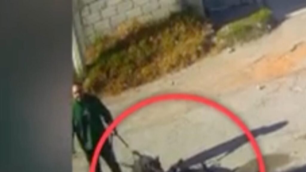 Jorge, un joven con autismo que fue golpeado en la cara, reclama prisión para su agresor.