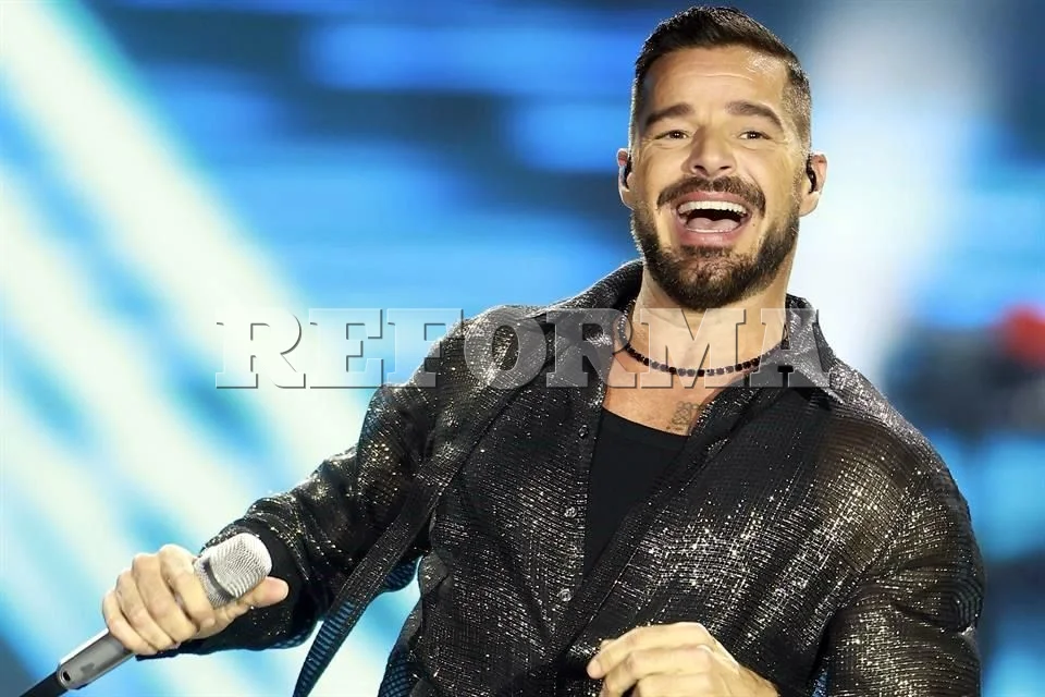 Ricky Martín ofrece un show deslumbrante y lleno de energía