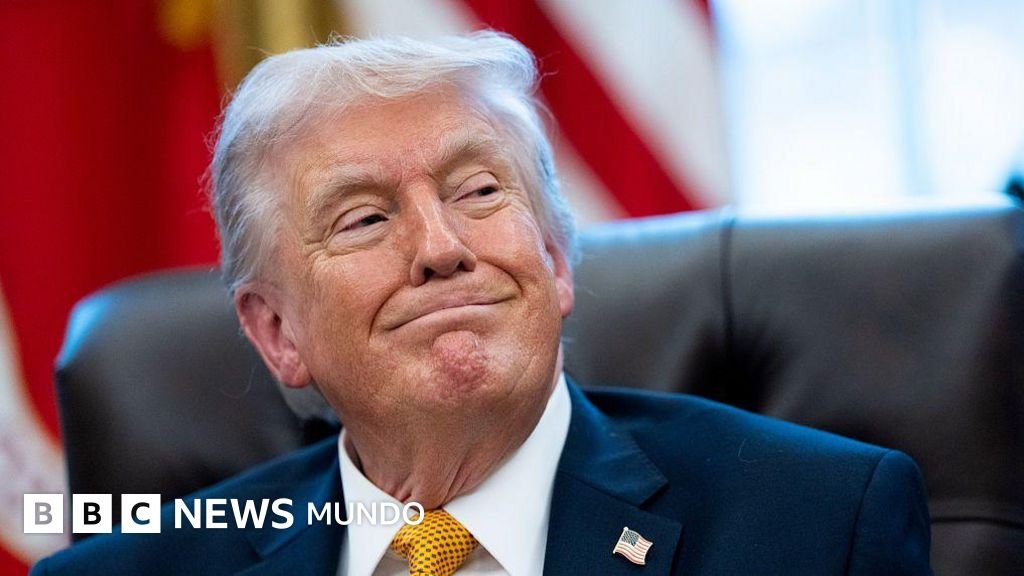 Trump afirma que tendrá "el privilegio de asumir el control de Cuba" y podrá "hacer lo que desee" con la isla.