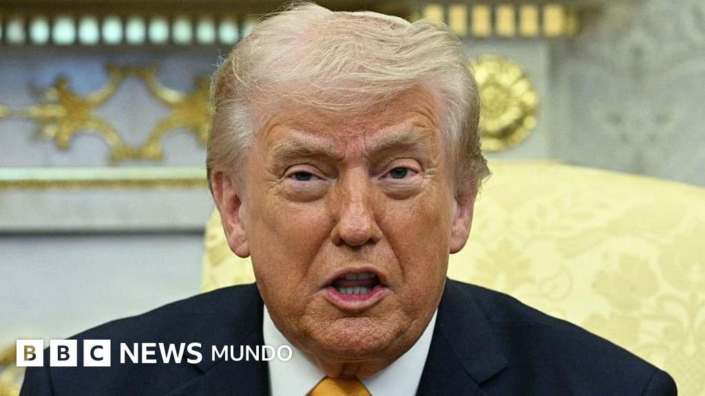 Trump llama "cobardes" a sus aliados de la OTAN por no apoyarlo en el levantamiento del bloqueo de Irán en el estrecho de Ormuz.