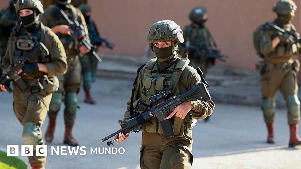 ¿En qué consiste la doctrina de la amenaza existencial que Israel utiliza para justificar sus ataques a países vecinos y cómo se relaciona con el derecho internacional?