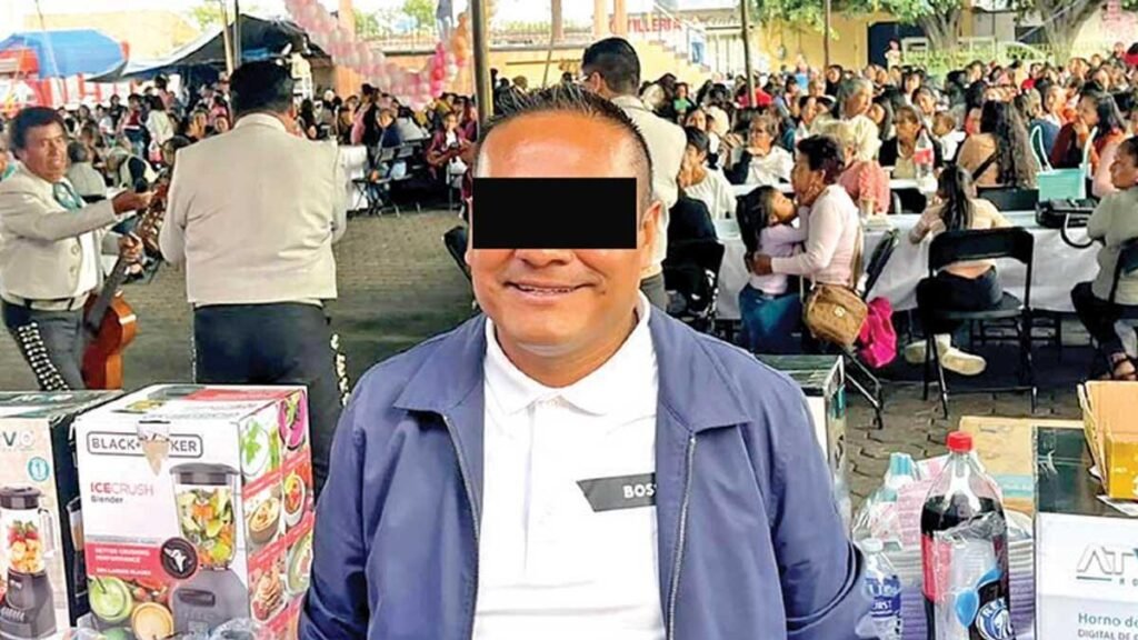 Alcalde de Tlanepantla, Morelos, sorprendido cometiendo abusos contra un menor