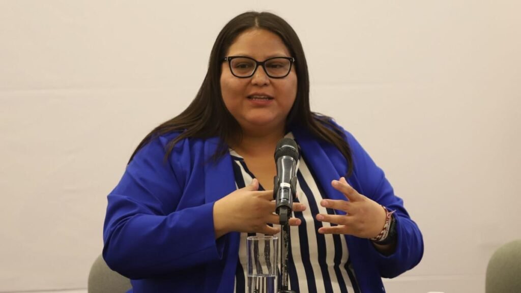Citlalli Hernández toma posesión como presidenta de la Comisión Nacional de Elecciones de Morena.