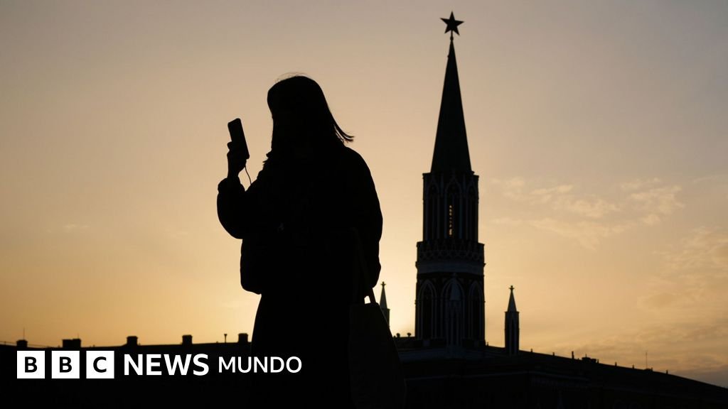 Cómo la "cortina de hierro digital" fomenta el descontento hacia el gobierno de Putin en Rusia.