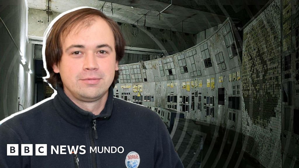 El hombre con "el trabajo más arriesgado del planeta": el investigador que navega por el laberinto radiactivo bajo el reactor de Chernóbil.