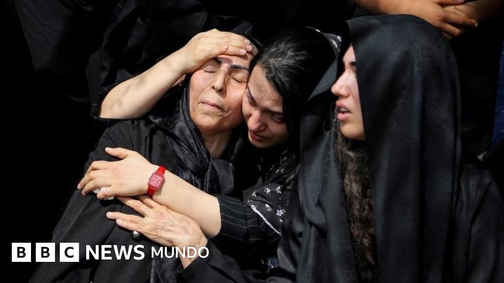 El "silencio inquietante" del Pentágono respecto a la indagación sobre el ataque a una escuela para niñas en Irán, donde fallecieron 110 menores.