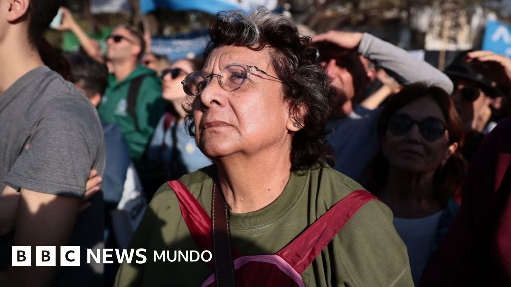 "Estoy en modo de supervivencia": razones por las que tener empleo en Argentina no protege de la pobreza.