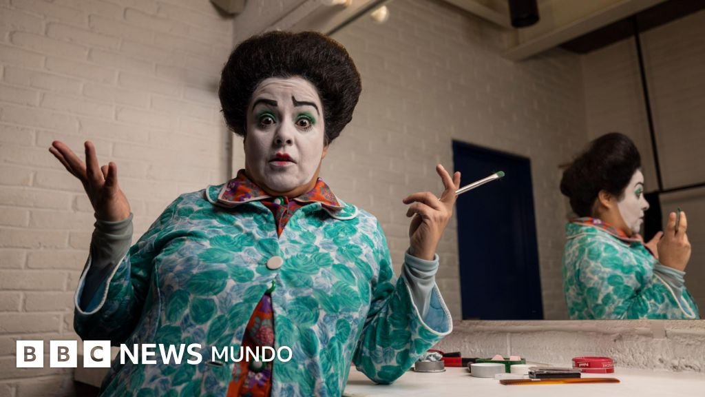 Gaby Muñoz, la mexicana que creó el personaje de la payasa Chula tras enfrentar una experiencia cercana a la muerte.