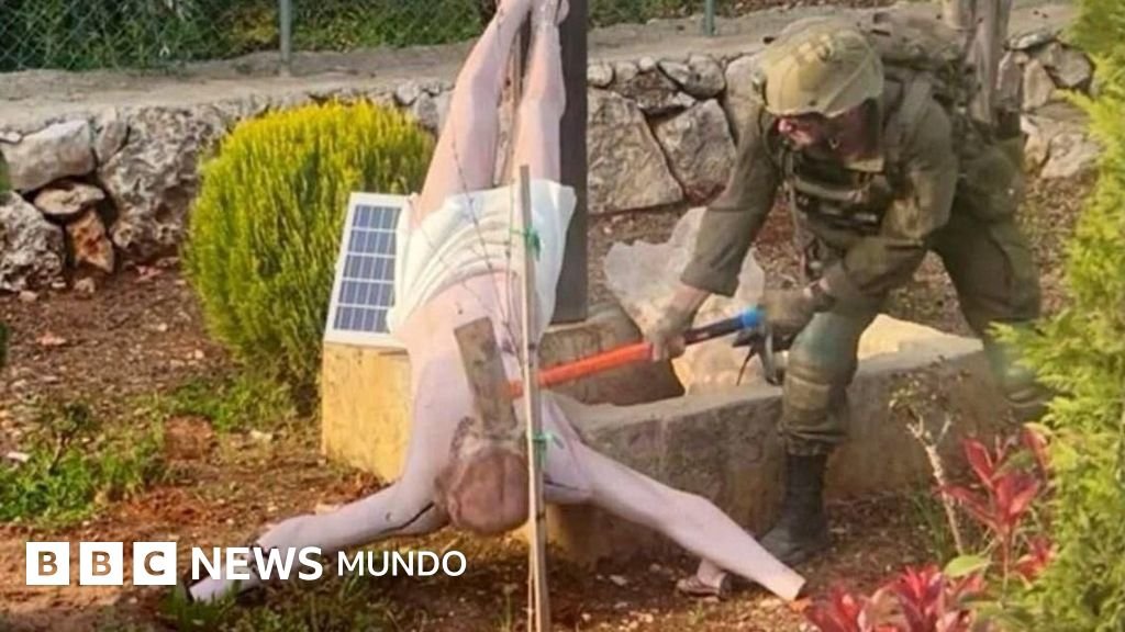 La controversia generada por la foto de un soldado israelí destrozando una figura de Jesucristo en Líbano.