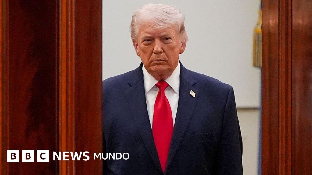 Las dudas sobre el uso de información confidencial para influir en los mercados que rodean a la presidencia de Trump.