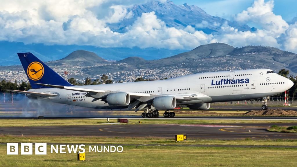 Lufthansa anula 20,000 vuelos programados en los próximos meses debido al incremento en los precios del combustible.