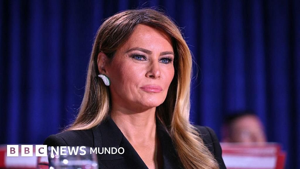 Melania Trump solicita acciones en contra del comediante Jimmy Kimmel por un chiste que realizó sobre ella.