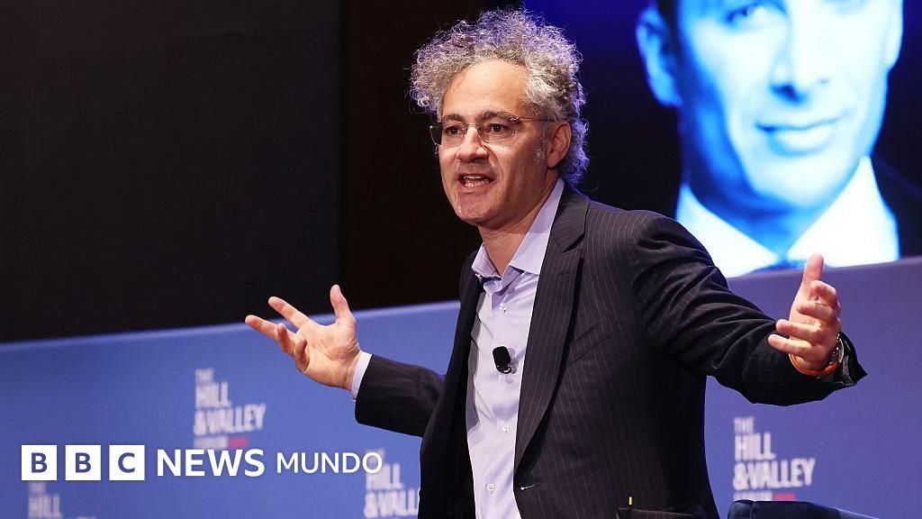 Palantir: la polémica empresa de inteligencia artificial que juega un papel crucial en las metas militares y migratorias de la administración Trump.