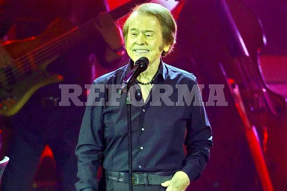 Raphael conquista a sus fans en Monterrey