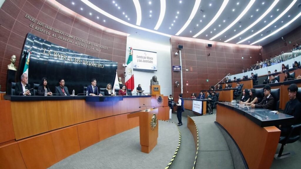 Sheinbaum establece un nuevo récord: obtiene un 96% de aprobación para sus reformas.