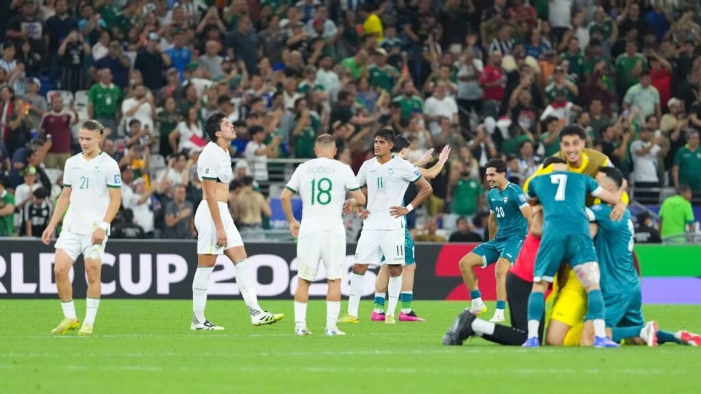 Técnico boliviano lamenta la ausencia de su equipo en la Copa del Mundo