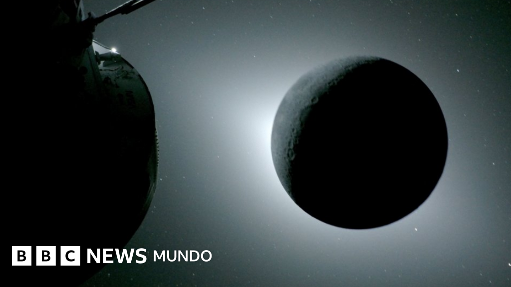Un eclipse solar y una puesta de sol en la Tierra: las impresionantes fotos del sobrevuelo lunar de la misión Artemis II.