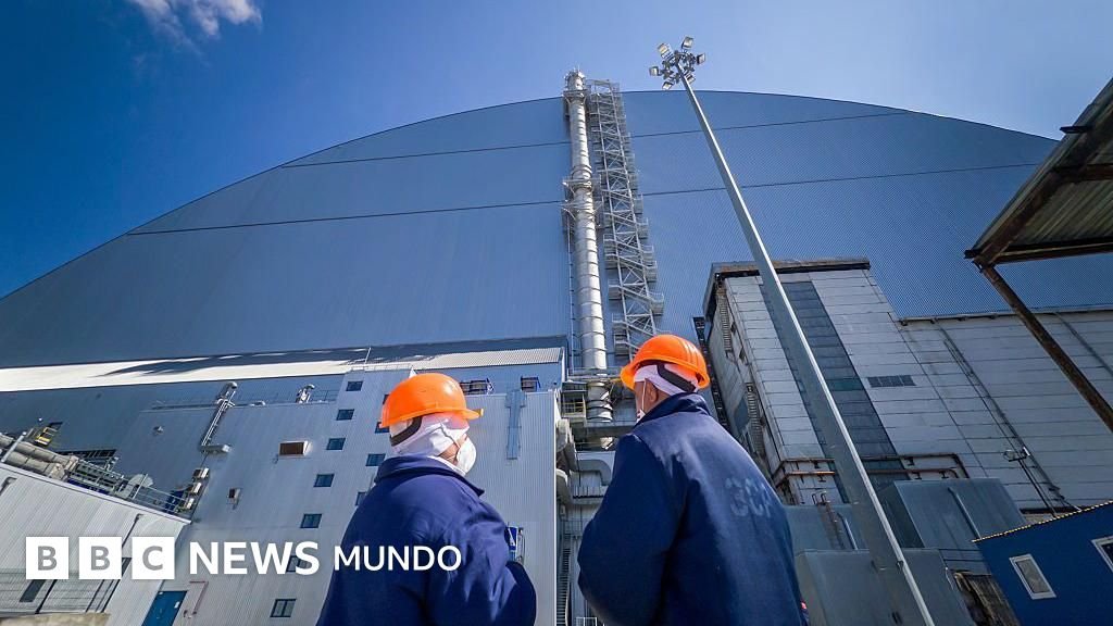 ¿Cuánto ha perdido eficacia el escudo de protección de la central de Chernóbil a 40 años del accidente nuclear y tras el ataque con dron de Rusia?