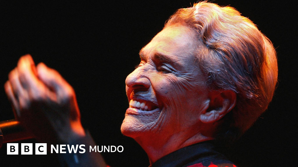 "Quien ignora el amor, llorona, desconoce el verdadero sufrimiento": el enigma detrás de uno de los himnos mexicanos que Chavela Vargas adoptó como propio.