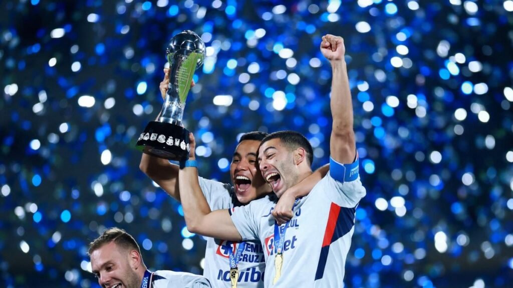 ¿Se desvanece la esperanza de Europa? Cruz Azul rechaza una vez más la propuesta del Mónaco por Erik Lira.
