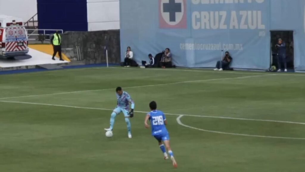 Luis Malagón juega con América Sub-21 y su error lleva a un gol en contra de Cruz Azul