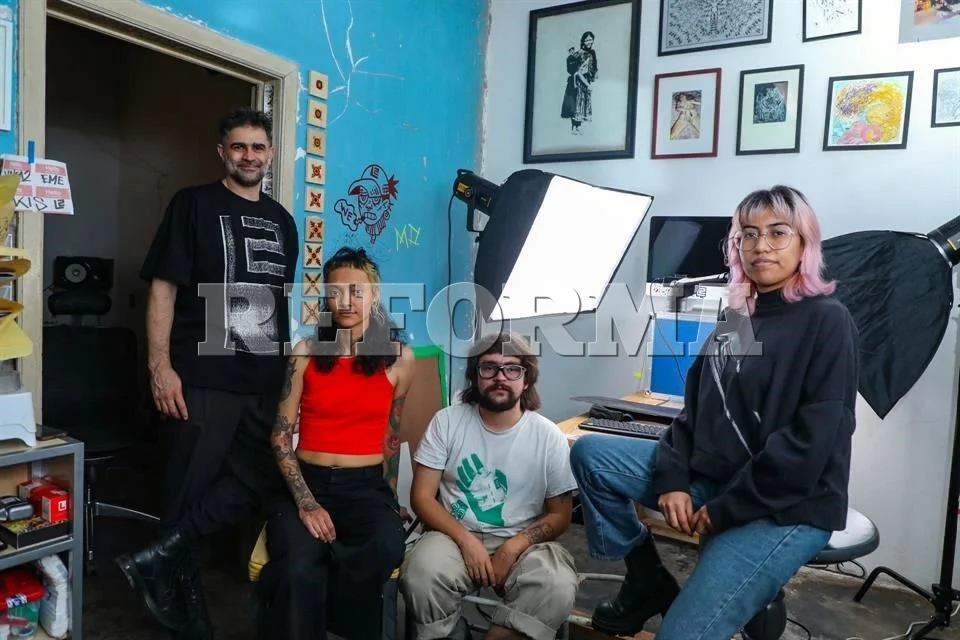 Mexicanos celebran el video 'Silencio' de U2